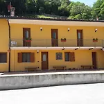 Κατάλυμα σε φάρμα La Miniera